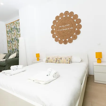 Estudio Urbano Reformado Apartment *